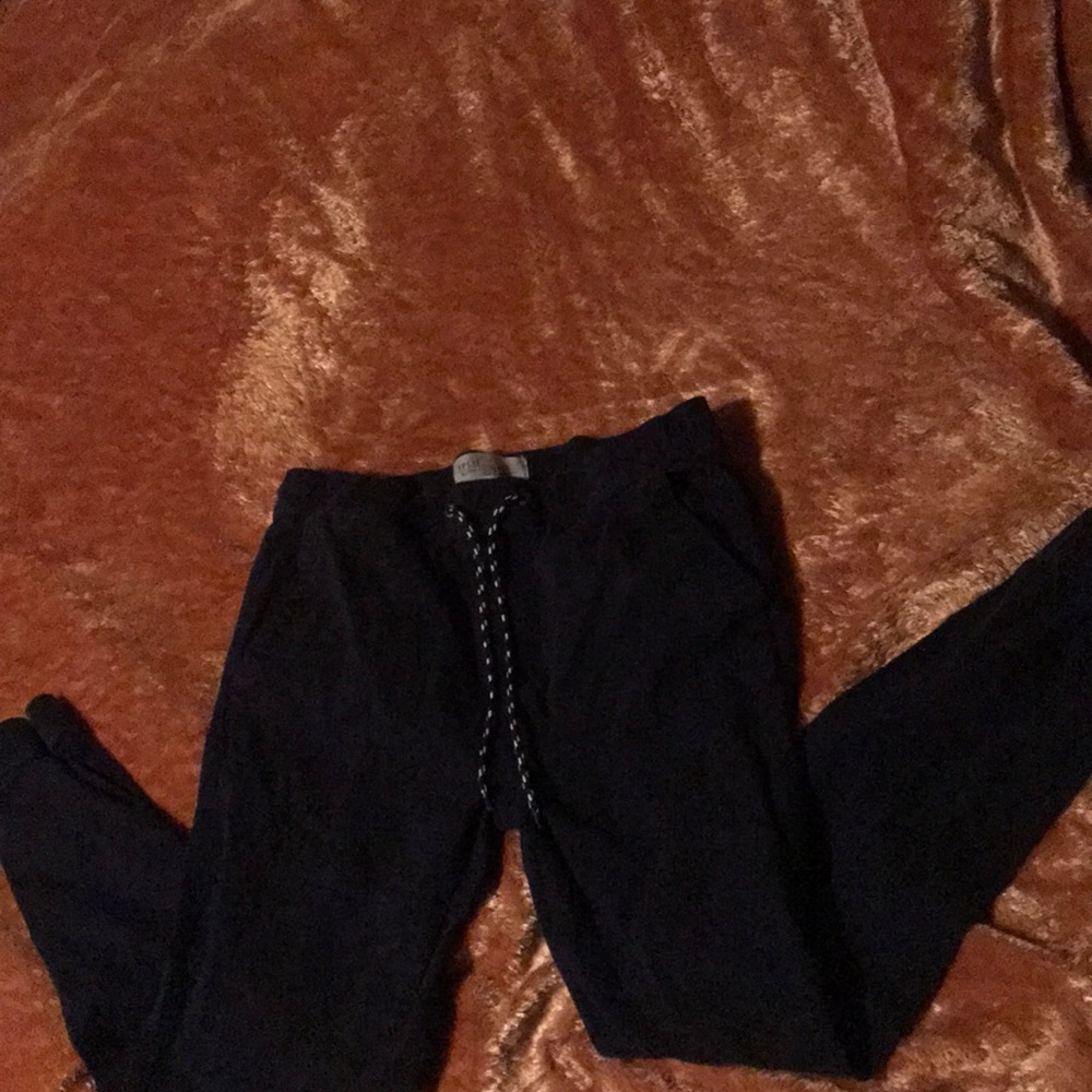 Split khaki black pants